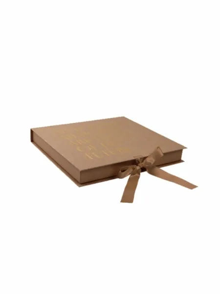 Scatola libro 27 x 24 x 3 cm stampa a caldo